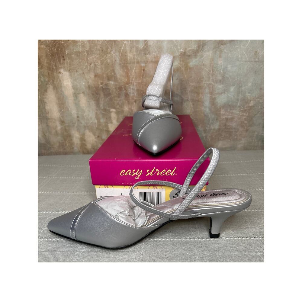 Easy Street Unna Women's Silver Pointed Toe Kitten Heel Pump Size 8 M Slip On